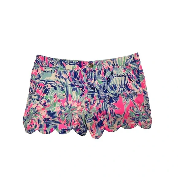 Lilly Pulitzer Scalloped Hem Shorts Tropical Print Size 10 NWOT Resort